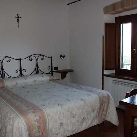 Agriturismo La Ginestrella Civitella D'Arna ห้อง รูปภาพ