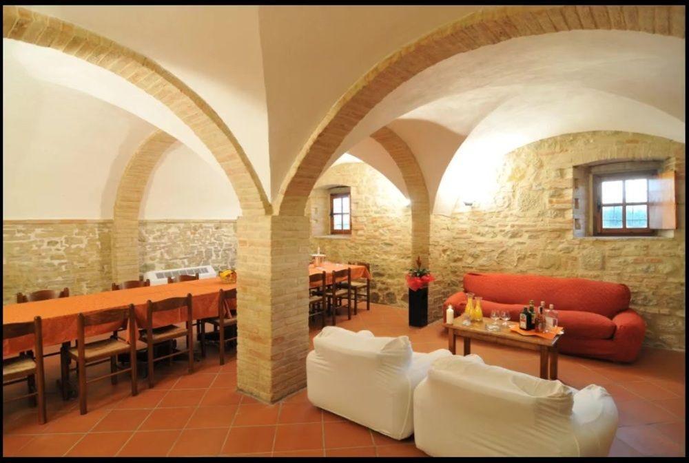 Agriturismo La Ginestrella Civitella D'Arna ภายนอก รูปภาพ