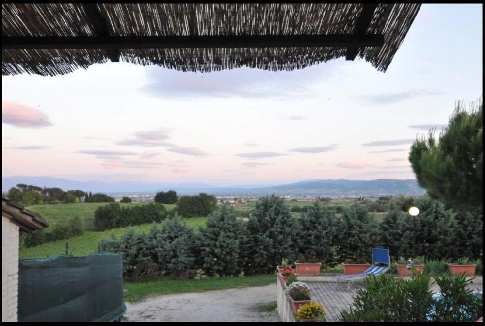 Agriturismo La Ginestrella Civitella D'Arna ภายนอก รูปภาพ