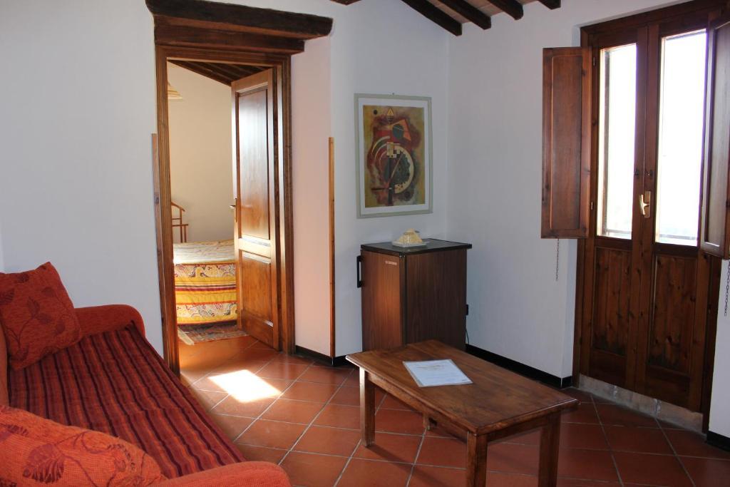 Agriturismo La Ginestrella Civitella D'Arna ภายนอก รูปภาพ